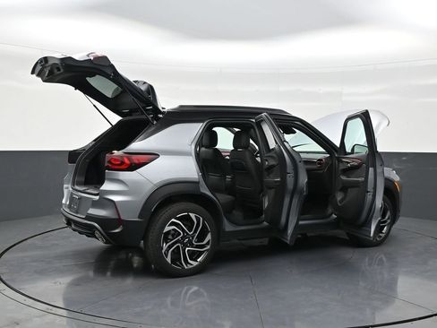 Used 2025 Chevrolet TrailBlazer RS image 29