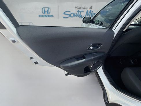 Certified 2022 Honda HR-V EX image 24