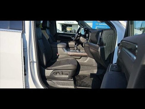 Used 2023 Chevrolet Silverado 1500 LTZ w/ LTZ Convenience Package II AWD/4WD image 10