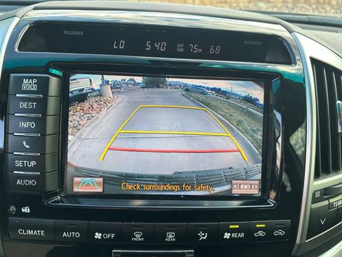 Used 2013 Toyota Land Cruiser AWD/4WD image 17