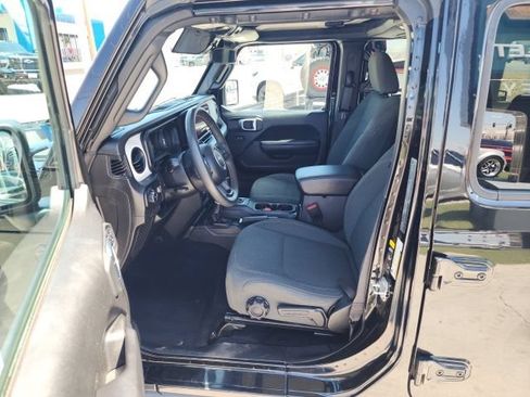 Used 2024 Jeep Wrangler Unlimited Sport AWD/4WD image 20