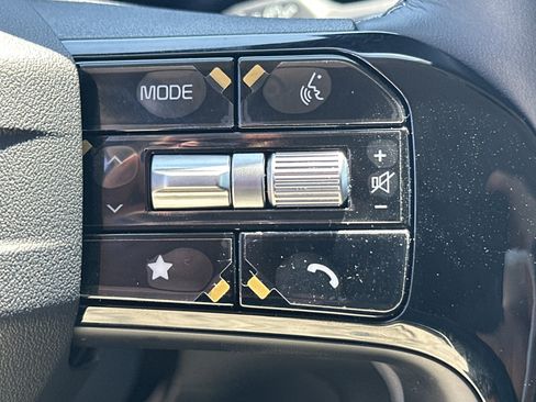 New 2026 Kia Sorento LX FWD image 22