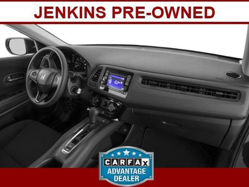 Used 2018 Honda HR-V LX image 16