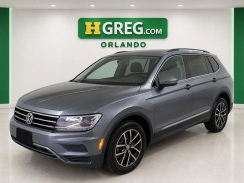 Used 2020 Volkswagen Tiguan SE w/ Panoramic Sunroof Package AWD/4WD image 13