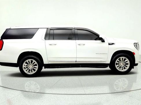Used 2021 GMC Yukon XL SLT RWD image 4