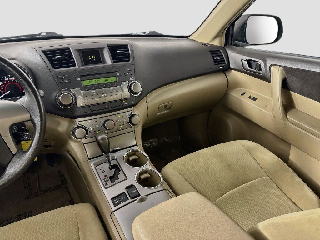 Used 2010 Toyota Highlander 4WD w/ Extra Value Pkg 2 image 25