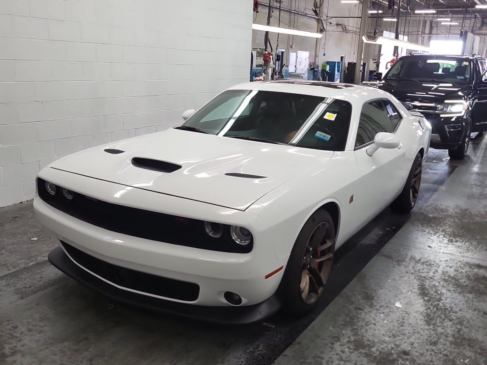 Used 2023 Dodge Challenger R/T Scat Pack w/ Plus Package RWD image 7