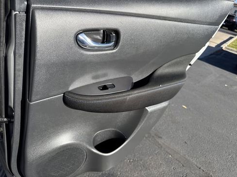 Certified 2025 Nissan Leaf S image 19