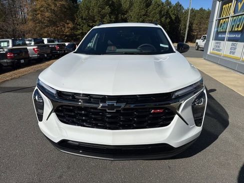 New 2026 Chevrolet Trax RS w/ Driver Confidence Package image 2