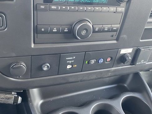 New 2024 GMC Savana 3500 Work Van w/ Power Convenience Package image 23