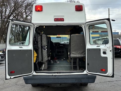 Used 2011 Ford E-250 and Econoline 250 Extended w/ PWR Group image 13