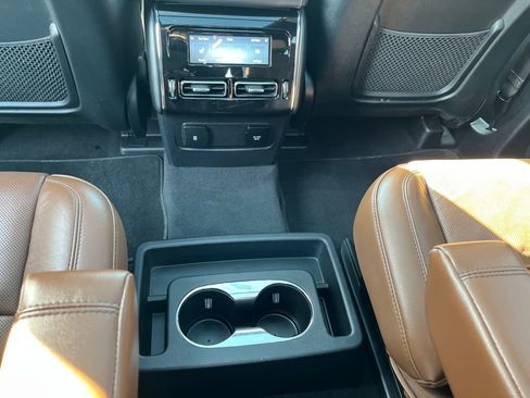 Used 2023 Lincoln Aviator Reserve image 40