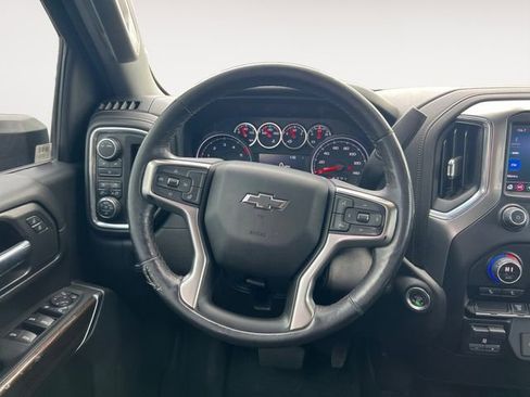 Used 2021 Chevrolet Silverado 2500 LT w/ Convenience Package AWD/4WD image 12