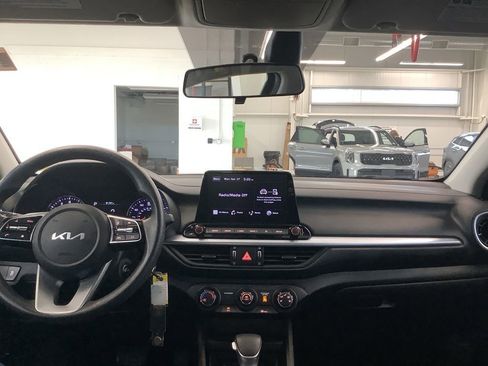 Certified 2023 Kia Forte LXS FWD image 7