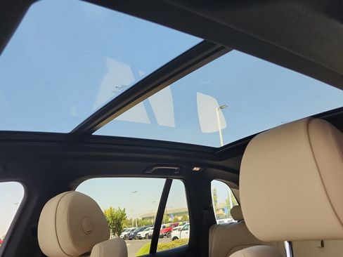 Used 2021 BMW X5 sDrive40i w/ Premium Package RWD image 17