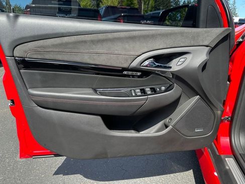 Used 2017 Chevrolet SS RWD image 21
