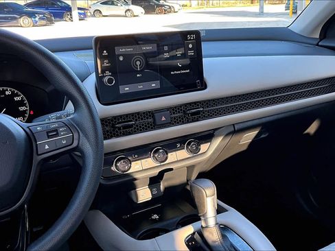 New 2026 Honda HR-V LX image 6