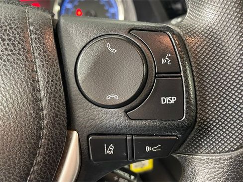 Used 2017 Toyota Corolla L image 11
