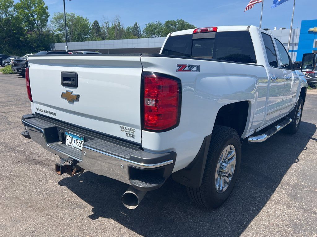 Used 2017 Chevrolet Silverado 2500 LTZ w/ LTZ Plus Package AWD/4WD image 7