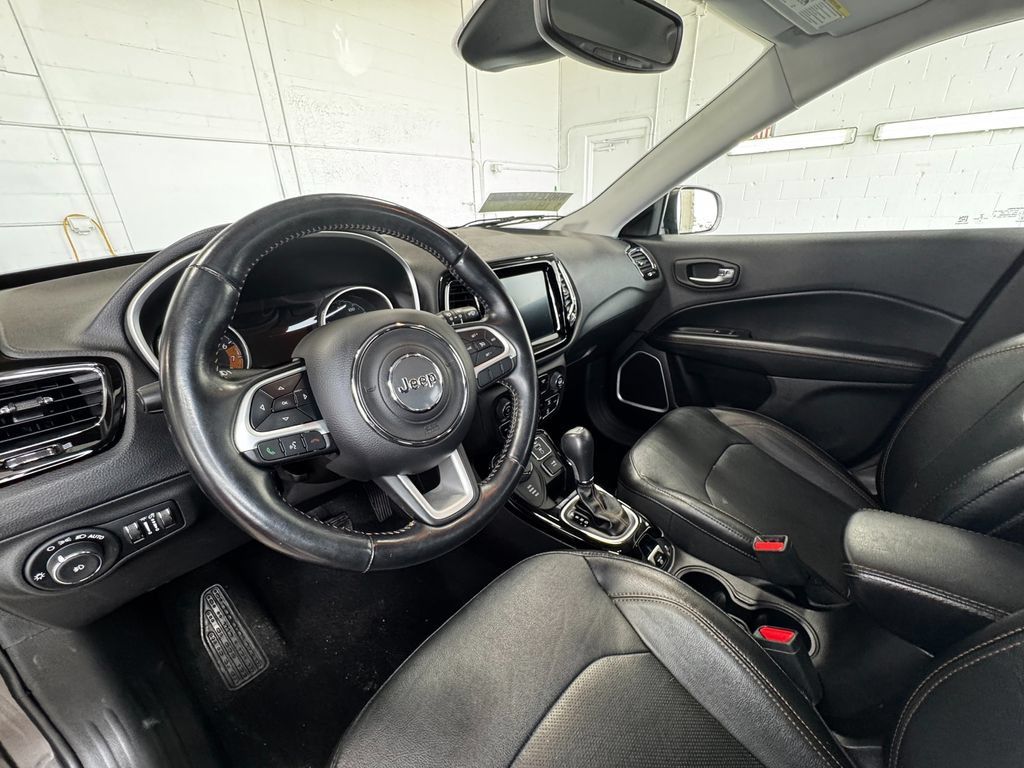 Used 2020 Jeep Compass Limited AWD/4WD image 14