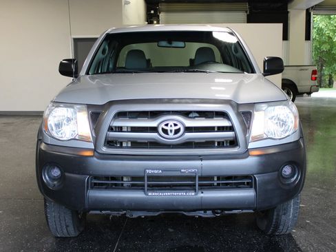 Used 2010 Toyota Tacoma PreRunner RWD image 8