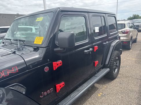 Used 2021 Jeep Wrangler Unlimited Rubicon w/ Uconnect 4C Nav & Sound Group AWD/4WD image 18