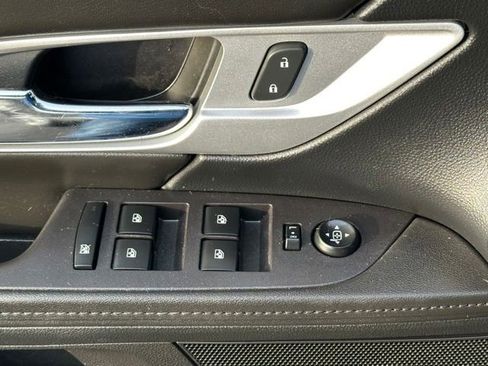 Used 2017 GMC Terrain SLE FWD image 22