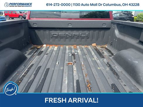 Used 2015 GMC Sierra 2500 Denali w/ Duramax Plus Package image 6