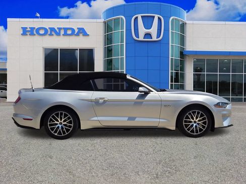 Used 2019 Ford Mustang GT Premium RWD image 2