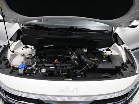 Used 2024 Kia Seltos SX image 19