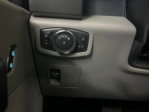 Used 2020 Ford F150 XLT image 46