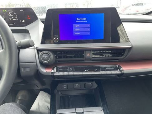 Certified 2024 Toyota Prius Prime SE image 17