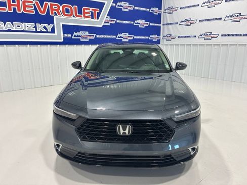 Used 2024 Honda Accord Touring image 9