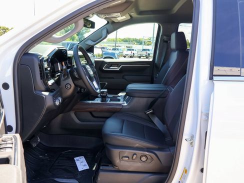 New 2026 GMC Sierra 1500 SLT w/ SLT Premium Package AWD/4WD image 7