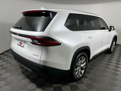 New 2026 Toyota Grand Highlander Limited image 5