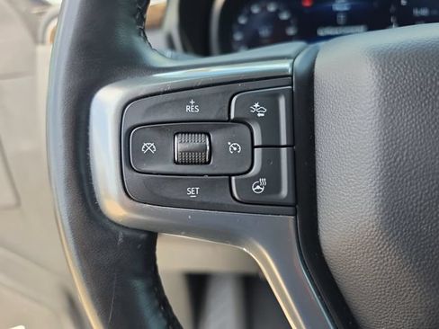 Used 2024 Chevrolet Suburban Premier RWD image 24