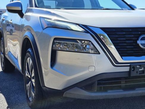 Certified 2023 Nissan Rogue SV AWD/4WD image 9