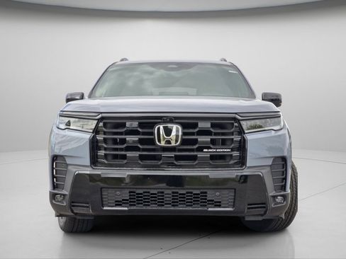 New 2026 Honda Pilot Black Edition image 3