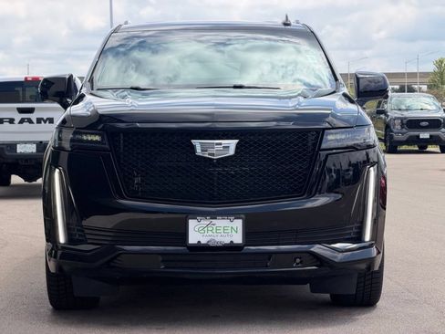 Used 2021 Cadillac Escalade ESV Sport Platinum AWD/4WD image 6