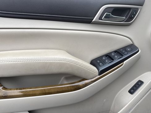 Used 2017 GMC Yukon XL Denali w/ Open Road Package image 20