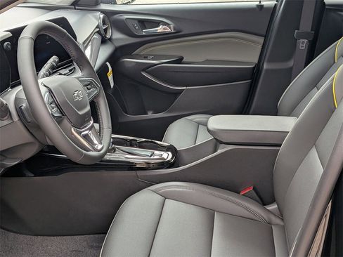 New 2026 Chevrolet Trax ACTIV w/ Driver Confidence Package image 18
