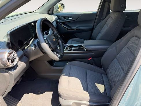 Certified 2026 Chevrolet Equinox LT w/ Safety and Technology Package AWD/4WD image 11