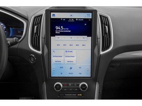 Used 2021 Ford Edge SE image 5
