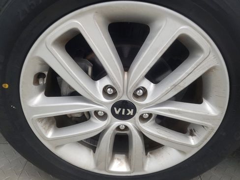 Used 2019 Kia Soul + FWD image 31