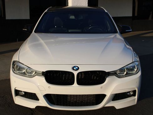 Used 2017 BMW 330i Sedan image 2