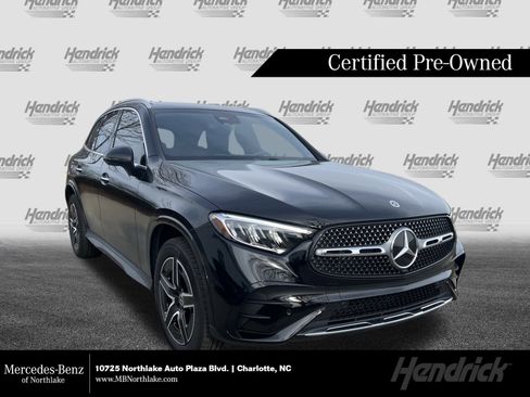 Used 2025 Mercedes-Benz GLC 300 4MATIC image 1