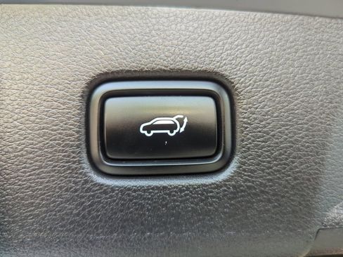 Used 2020 Hyundai Palisade SEL w/ Premium Package image 36