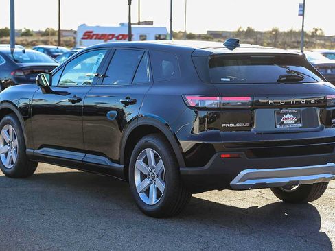 New 2025 Honda Prologue EX image 8