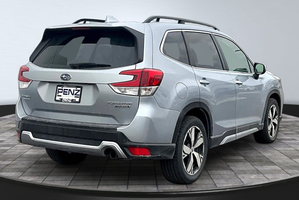 Used 2021 Subaru Forester Touring AWD/4WD image 6