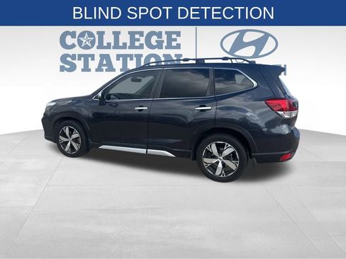 Used 2019 Subaru Forester Touring image 9